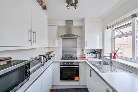 undefined, London Road, Thornton Heath, CR7