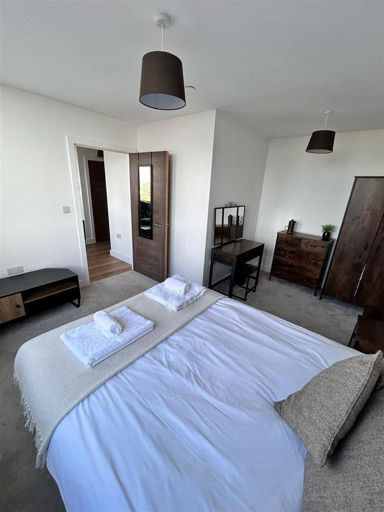 L1 Mzu5t NJEy P62 E-Uhy4 ZQ.jpg