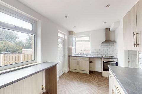 3 bedroom semi-detached house for sale, Mandale Road, Horton Bank Top, Bradford