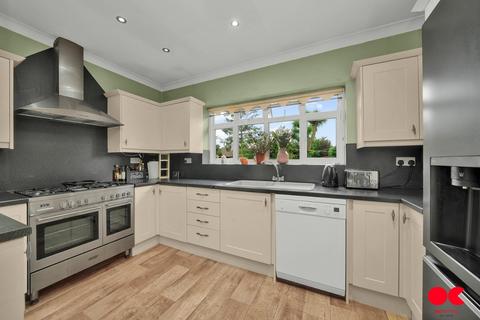 undefined, Heath Drive, Gidea Park RM2