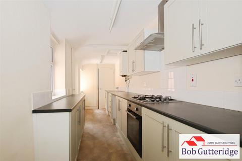 2 bedroom terraced house for sale, Watlands View, Porthill, Newcastle