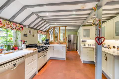 4 bedroom house for sale, Heath Road, Boughton Monchelsea, Maidstone
