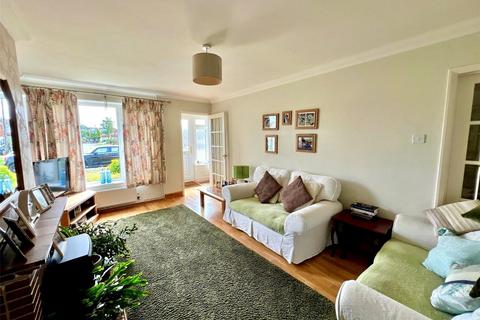 11 Quakers Way, Fairlands, Guildford, GU3 3NF
