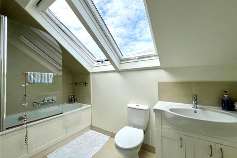11 Quakers Way, Fairlands, Guildford, GU3 3NF