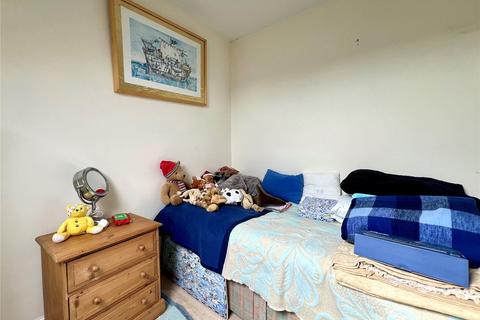 11 Quakers Way, Fairlands, Guildford, GU3 3NF