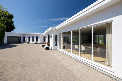 4 bedroom detached bungalow for sale, Bay View, Clay Head Road, Baldrine