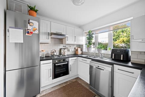 1 bedroom flat for sale, Hillside Road, Shortlands, BR2