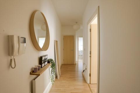 1 bedroom flat to rent, Birdwood Avenue, Hither Green , London, SE13
