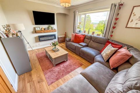 3 bedroom semi-detached house for sale, Bronwylfa, Llanymynech