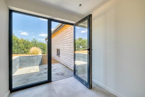 4 bedroom detached house for sale, Near Oakhill