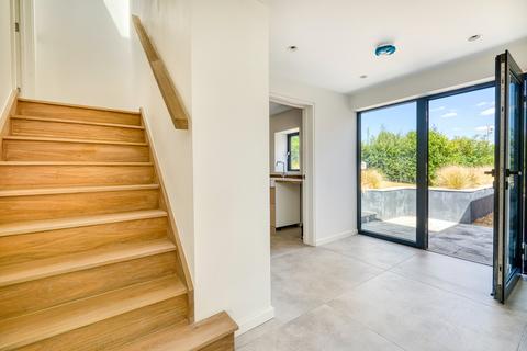 4 bedroom detached house for sale, Near Oakhill