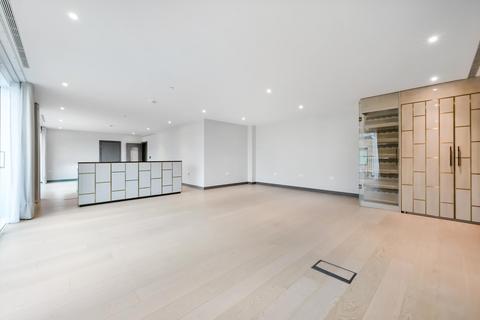 4 bedroom flat to rent, Fairwater House, Chelsea Creek, Fulham. SW6