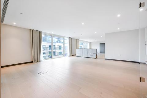 4 bedroom flat to rent, Fairwater House, Chelsea Creek, Fulham. SW6