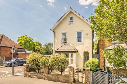 undefined, Ellerton Road, Surbiton KT6