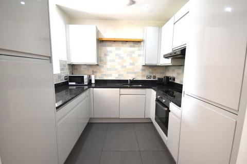 2 bedroom flat to rent, 23 Hollybush St, E13