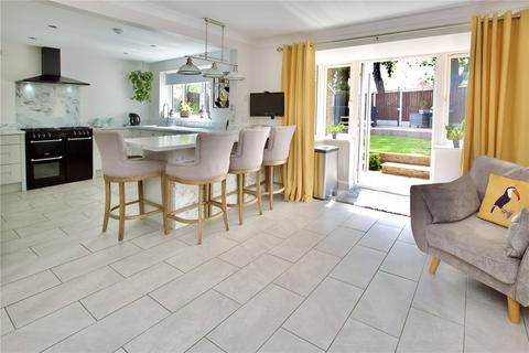 5 bedroom detached house for sale, Poplar Road, Barnsley S73