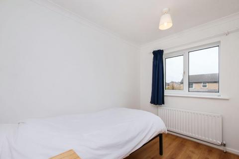 32 Carron Crescent, York, YO24 2XY