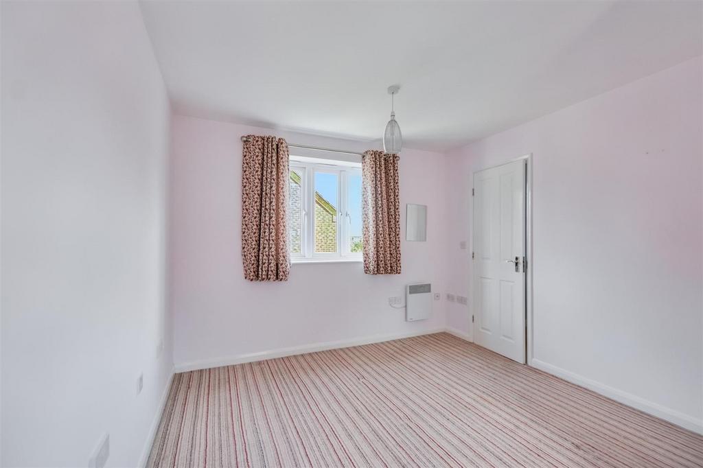 Bedroom 1 1.jpeg