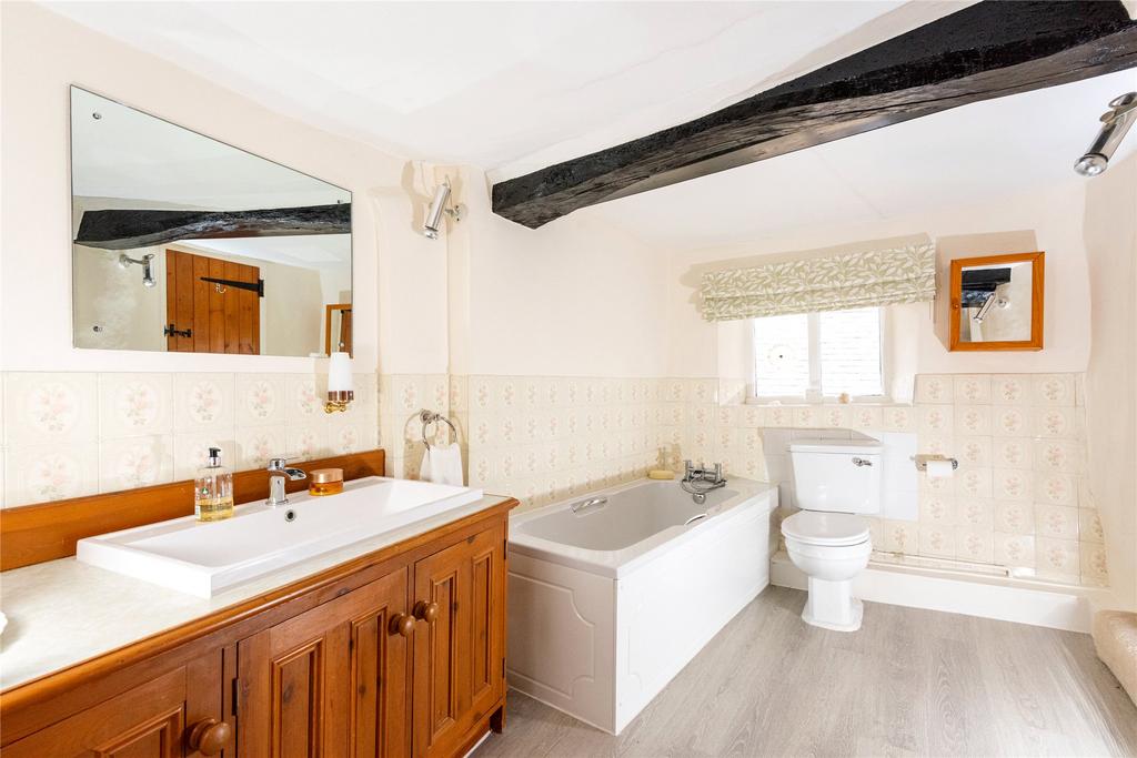 Bathroom/En Suite