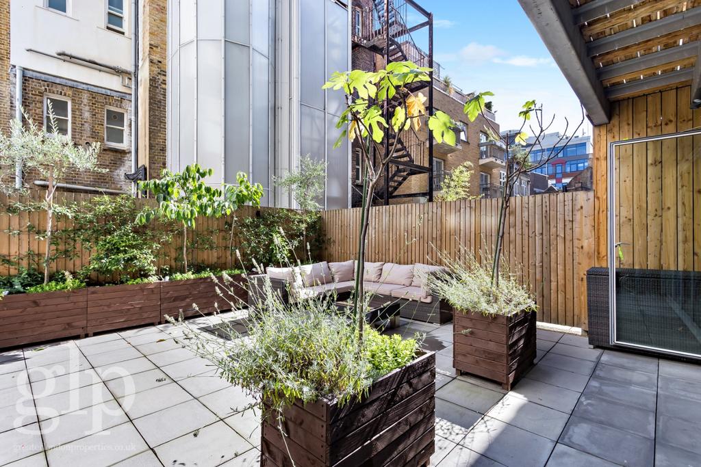 Apartment in Greater London - View 2