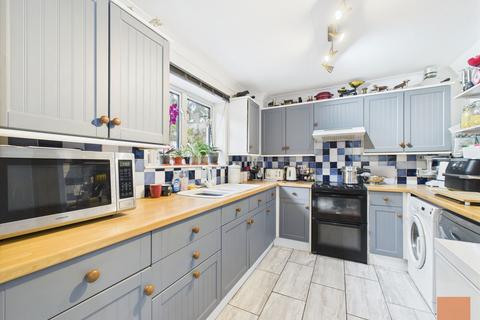 40b Cornish Crescent, Truro, TR1 3PE