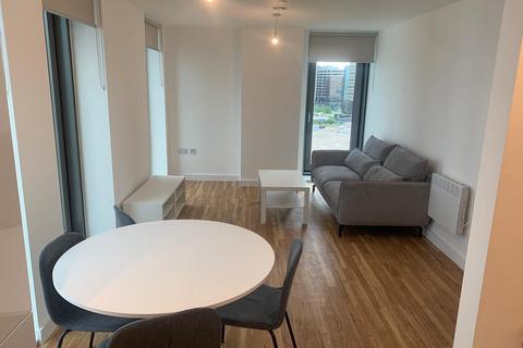 2 bedroom flat to rent, Michigan Point Tower D, 18 Michigan Avenue, Salford, Lancashire, M50