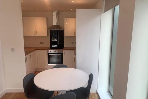 2 bedroom flat to rent, Michigan Point Tower D, 18 Michigan Avenue, Salford, Lancashire, M50