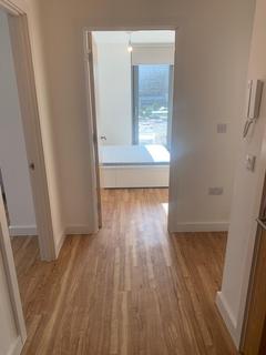 2 bedroom flat to rent, Michigan Point Tower D, 18 Michigan Avenue, Salford, Lancashire, M50