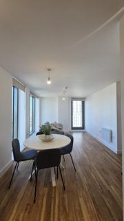 2 bedroom flat to rent, Michigan Point Tower D, 18 Michigan Avenue, Salford, Lancashire, M50