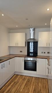 2 bedroom flat to rent, Michigan Point Tower D, 18 Michigan Avenue, Salford, Lancashire, M50