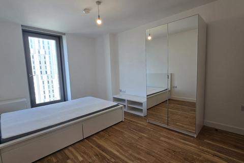 2 bedroom flat to rent, Michigan Point Tower D, 18 Michigan Avenue, Salford, Lancashire, M50