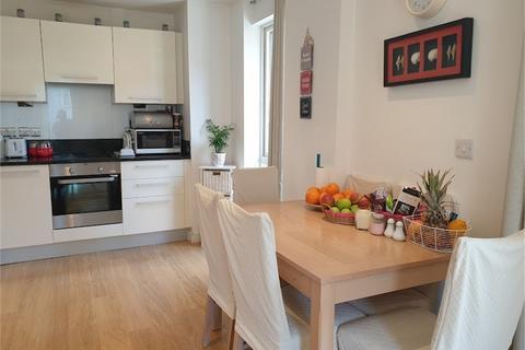 2 bedroom flat for sale, Railway Terrace, Slough SL2