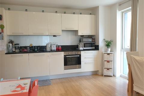 2 bedroom flat for sale, Railway Terrace, Slough SL2
