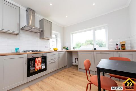3 bedroom semi-detached bungalow for sale, Union Road, Liversedge, West Yorkshire, WF15