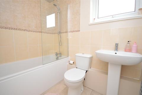112 Cottingley Approach, Leeds, LS11 0HH