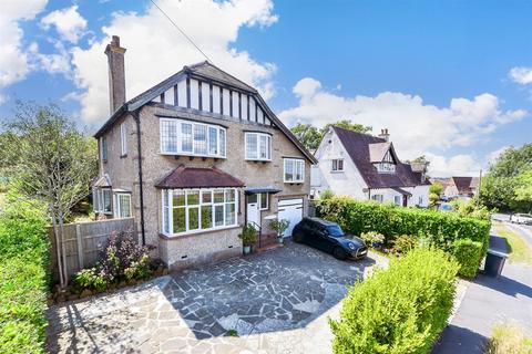 4 bedroom detached house for sale, Highlands Avenue, Uckfield TN22