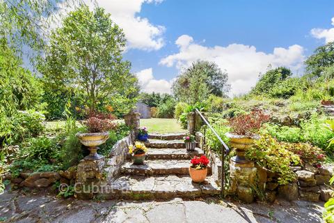 4 bedroom detached house for sale, Highlands Avenue, Uckfield TN22