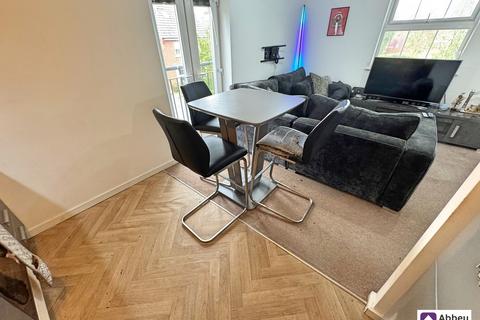 2 bedroom flat for sale, Brompton Road, Hamilton, LE5