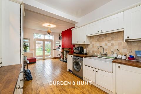 undefined, Crescent Road, South Woodford E18