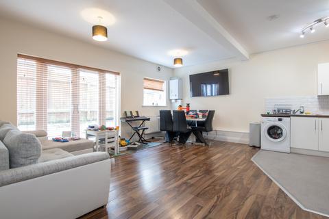 2 bedroom flat for sale, Drummond Road, Bournemouth BH1