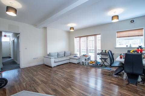 2 bedroom flat for sale, Drummond Road, Bournemouth BH1