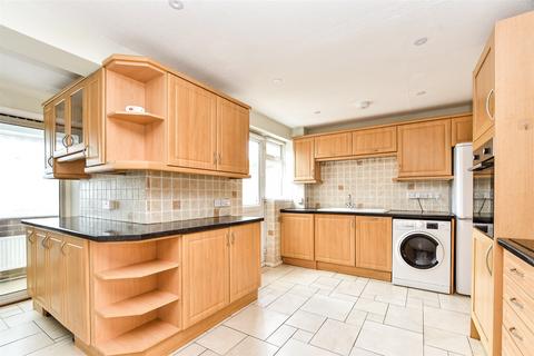 4 bedroom semi-detached house for sale, Queens Approach, Uckfield TN22