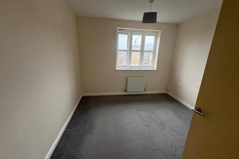 1 bedroom house to rent, Stanley Road, Harrow HA2