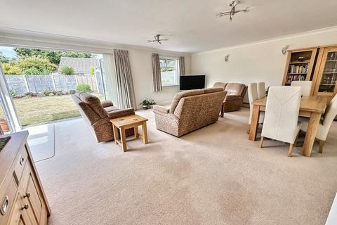 3 bedroom detached bungalow for sale, Ferndown