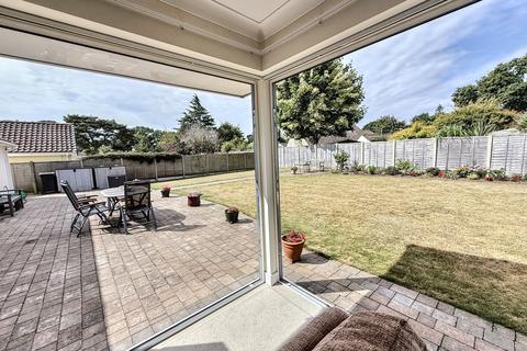 3 bedroom detached bungalow for sale, Ferndown