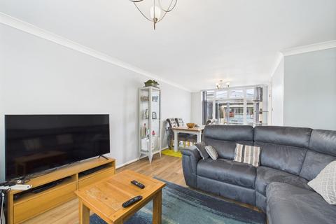 97 Springhouse Road, Corringham, Stanford-le-hope, SS17 7TS