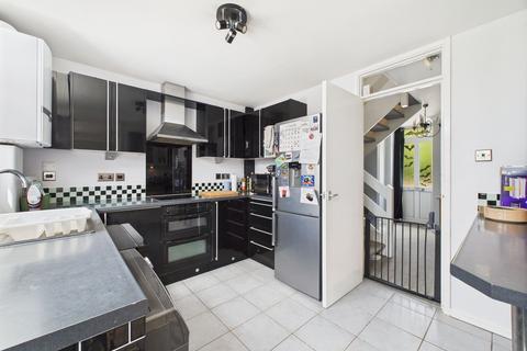 97 Springhouse Road, Corringham, Stanford-le-hope, SS17 7TS