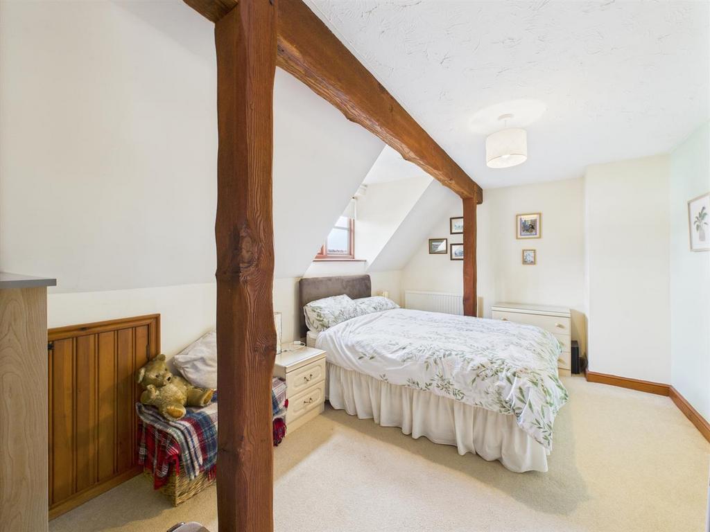 CAM03055 G0-PR0249-STILL023.jpg