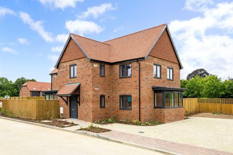 undefined, Bow Street, Bramley, RG26