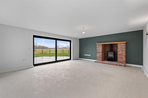 4 bedroom detached house for sale, Stathern Lane, Harby